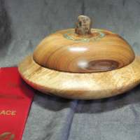 David-Waldrep-Lidded-Bowl-Maple