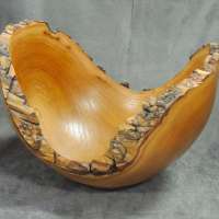 Ed-Otero-Natural-Edge-Bowl